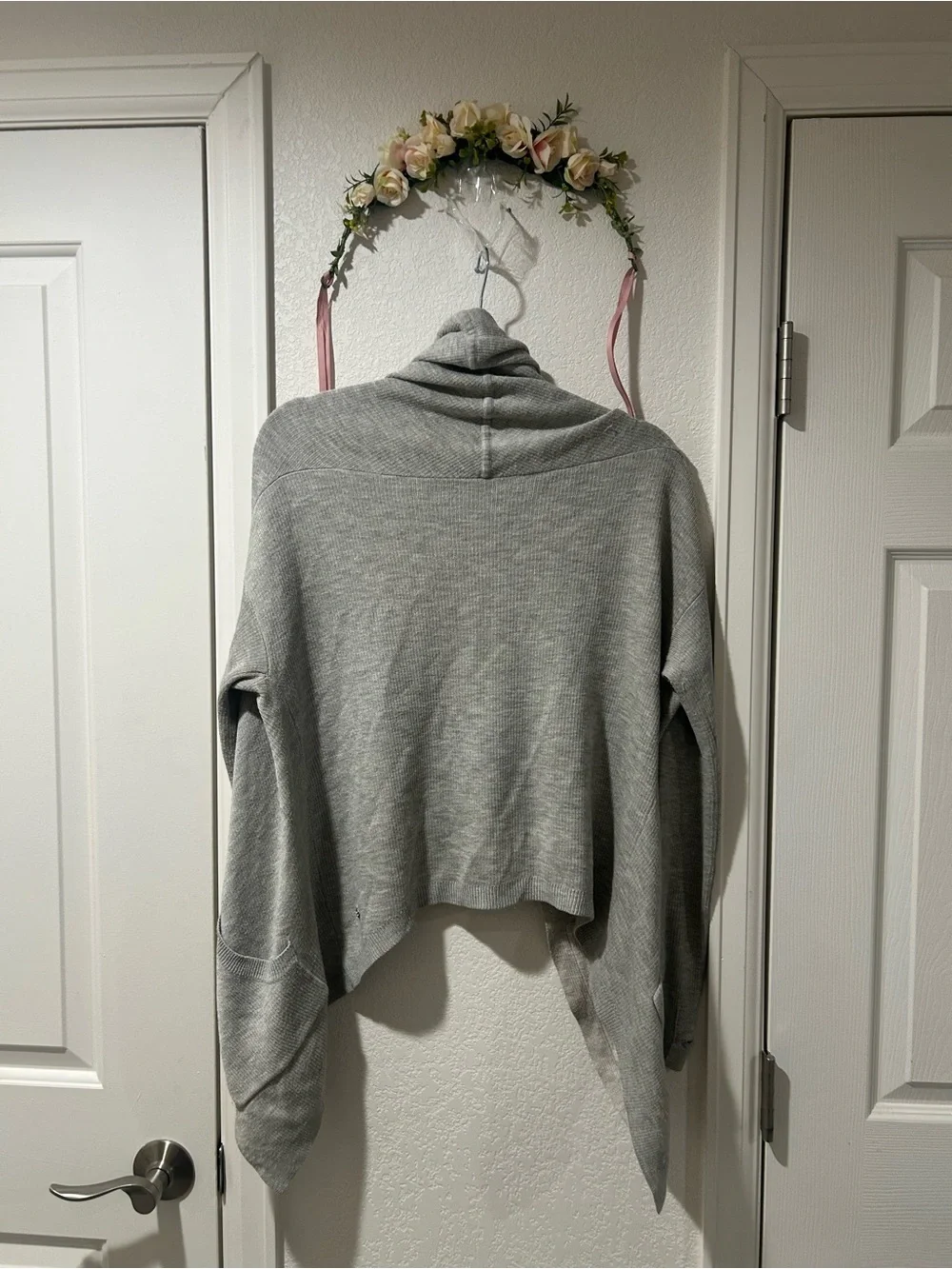 Lululemon Cabin Yogi Wrap
